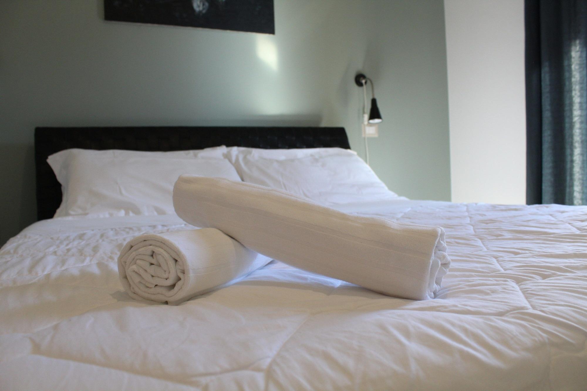 No Tag Urban Hotel تراني المظهر الخارجي الصورة