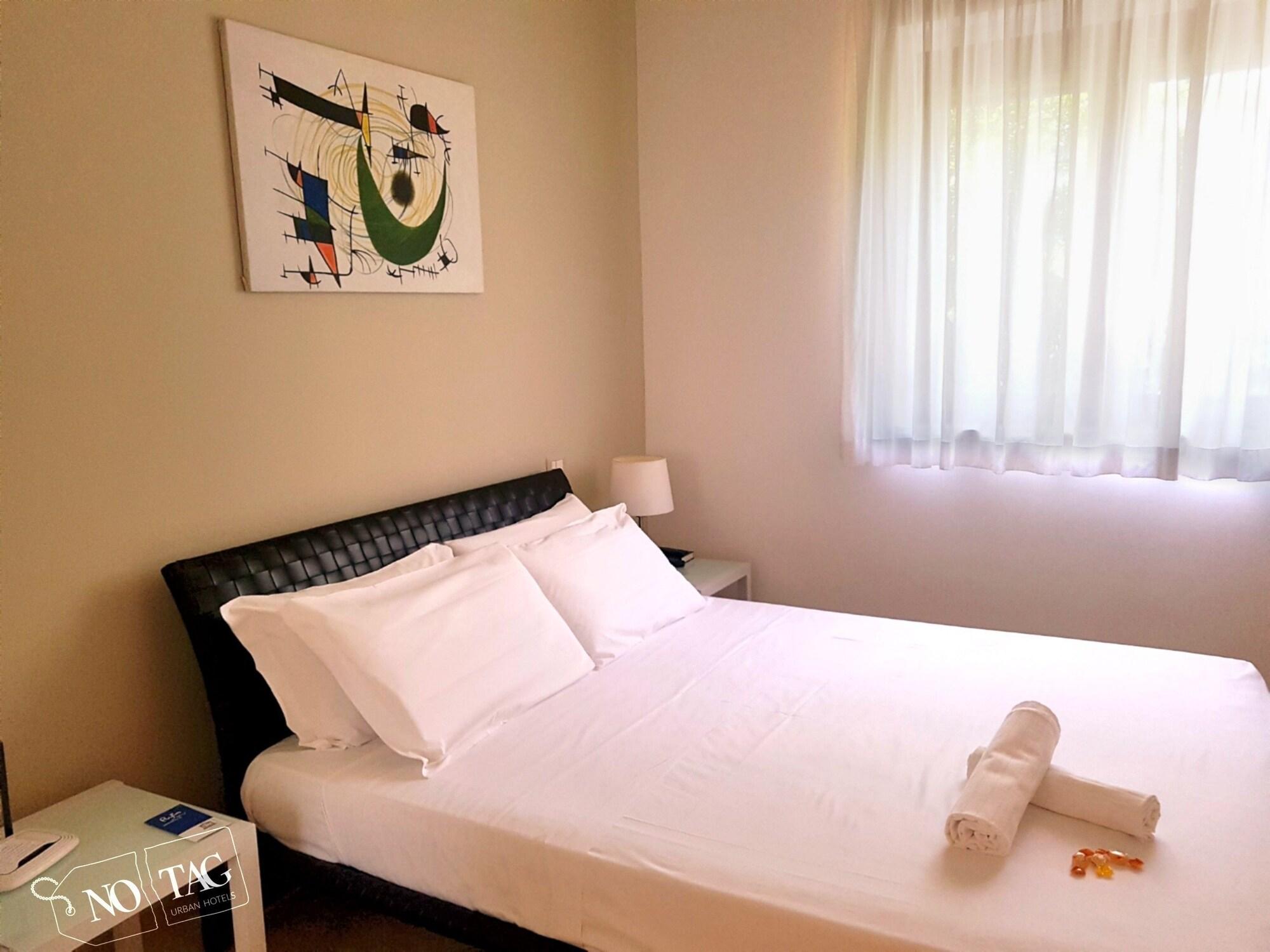 No Tag Urban Hotel تراني المظهر الخارجي الصورة